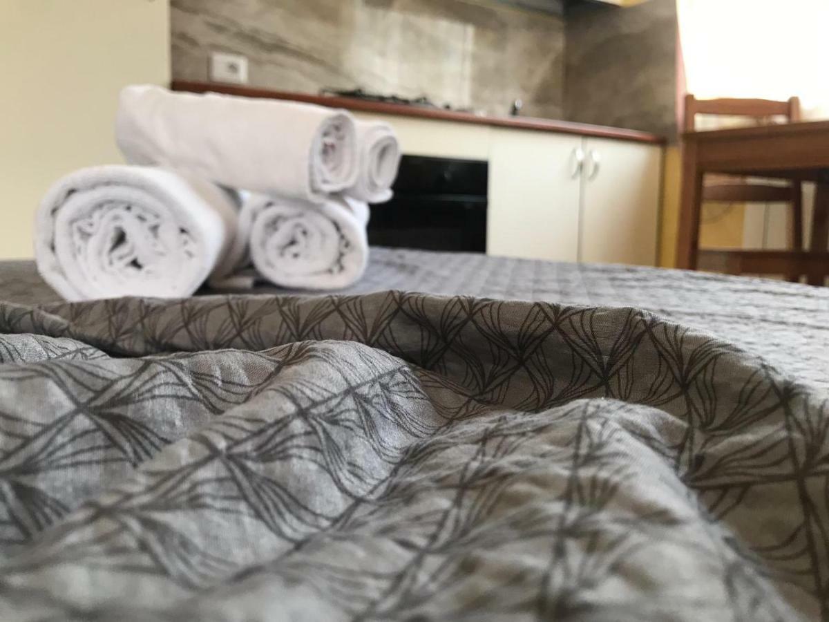 Dormi Oradea Apartamento Exterior foto